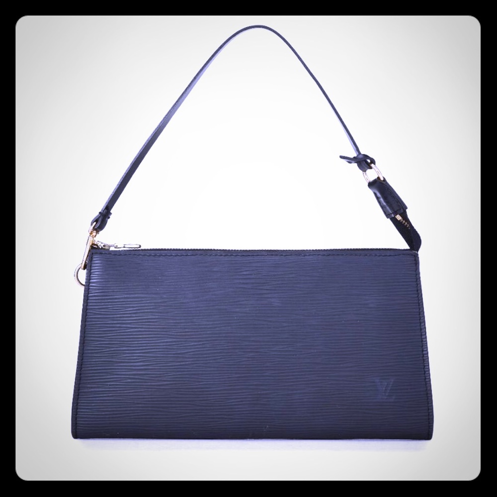Louis Vuitton Black Epi leather poshee